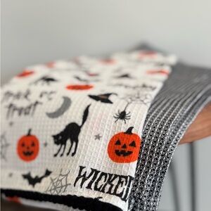 Halloween Themed Kitchen Towels
